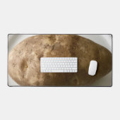 Russet Potato on White Plate Photograph Bureaumat (Keyboard & Muis)