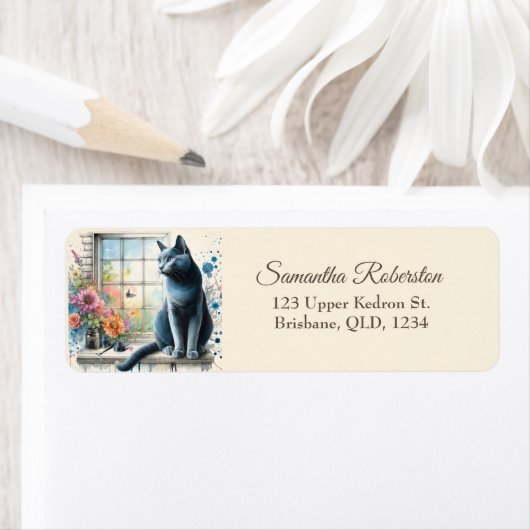 Russisch Blauw Grijs Kat op Raam Zomer Bloem Etiket (Insitu)