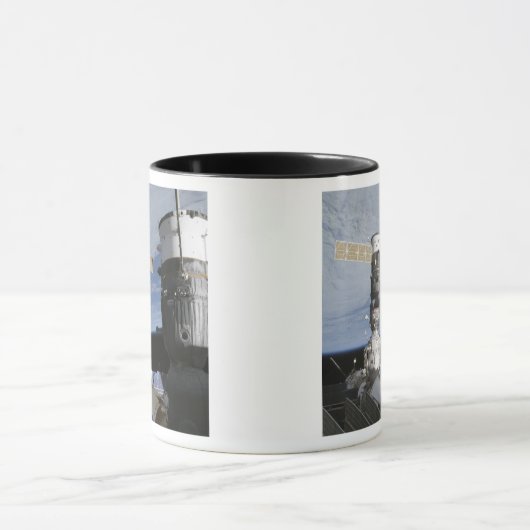 Russisch Soyuz en Progress-ruimtevaartuigen Mok (Midden)