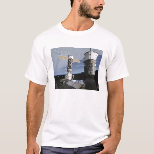 Russisch Soyuz en Progress-ruimtevaartuigen T-shirt (Voorkant)