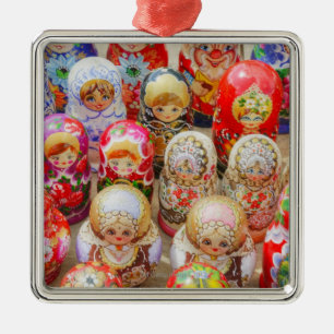 Russische nestpoppen metalen ornament