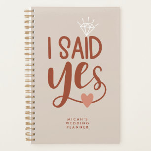 Rust Almond Ik zei ja Diamond & Heart Wedding Planner