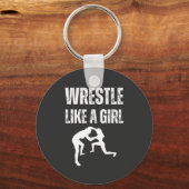 Rust als een meisje, vecht als een meisje sleutelhanger (Voorkant)
