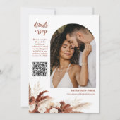 Rust Boho Pampas Grass Arch Foto QR Code Weddensch Kaart (Achterkant)