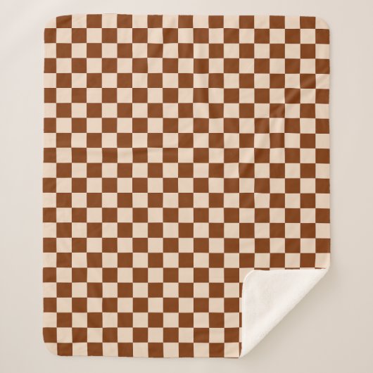 Rust brown and beige checkerboard pattern sherpa deken (Voorkant)
