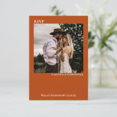 Rust Oranje Modern Simple Minimalist Photo Wedding RSVP Kaartje (Staand voorkant)
