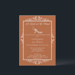 Rust Peacock Flourish Rehearsal Dinner Invitation Kaart<br><div class="desc">Nodig gasten uit voor je repetitieve diner met een uitnodiging voor het diner van Rust Peacock Flourish bruiloft. Het uitnodigingsontwerp kenmerkt een elegante pauw die met bloei wordt bewogen. Pas de namen van de bruidegom en de bruid aan samen met de details van het repetitieve diner. Extra trouwbenodigdheden zijn ook...</div>