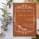 Rust Peacock Vlourish Wedding Invitation Kaart<br><div class="desc">Nodig gasten uit voor je aanstaande bruiloft met een Rust Peacock Vlourish Wedding Uitnodiging. Het uitnodigingsontwerp kenmerkt een elegante pauw die met bloei wordt bewogen. Personaliseer met de bruom en de namen van de bruid samen met de trouwdatum en de plaats. Extra trouwbenodigdheden zijn ook beschikbaar bij dit ontwerp.</div>