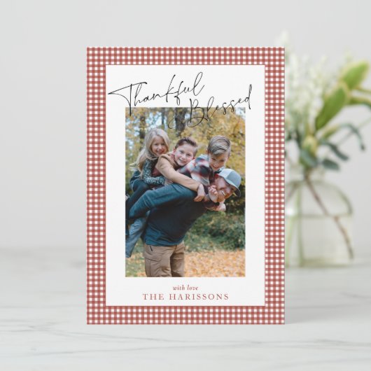 Rust Red Gingham Dankbaar & Gezegende Thanksgiving Kaart (Staand voorkant)