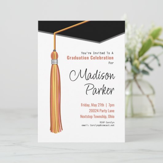 Rust Tassel Afstudeerfeest Uitnodiging (Staand voorkant)