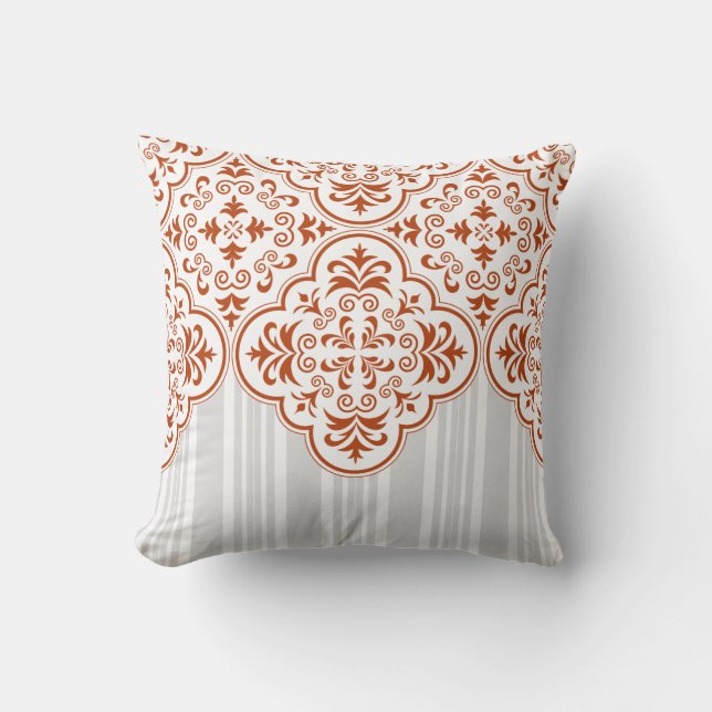 Rust Traditional Damask Pattern Kussen (Voorkant)