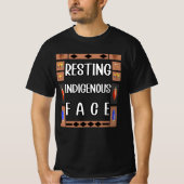 rustend inheems gezicht t-shirt (Voorkant)