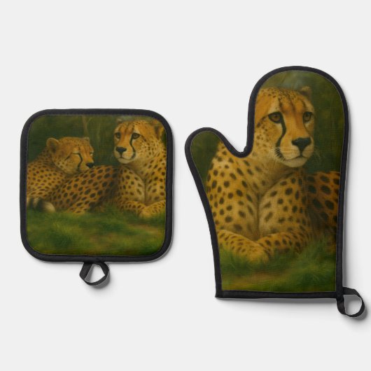 Rustende Cheetah Duo in het bos Ovenwant & Pannenlap Set (Voorkant)