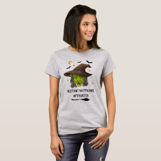 Rustende Heksengezicht Geactiveerd T-shirt