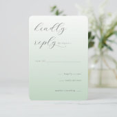 Rustgevend Pastelgroen Minimalistisch RSVP Kaartje (Staand voorkant)