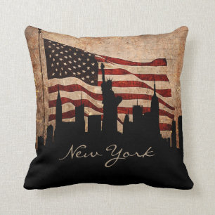 Rustic America Flag New York Skyline   Landmark Kussen