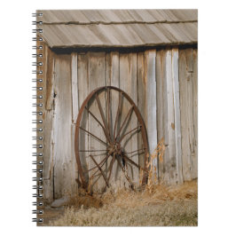 Rustic Americana Wagon Wheel op Old Shed Notitieboek
