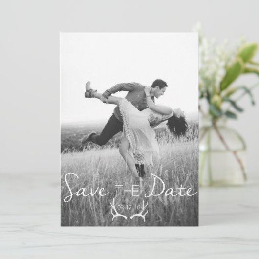 Rustic Antler Graphic | White Save the Date Kaart (Staand voorkant)