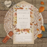 Rustic Autumn Blush Wildbloemen Tan Dinner All In One Uitnodiging<br><div class="desc">OOK BESCHIKBAAR MET EEN QR-CODE OM IN HET RSVP-GEBIED TE SCAN. Dit eenvoudige maar elegante ontwerp heeft een lijst van herfstbloemen op een zachte witte blauwe bekleding op een beige achtergrond. De voorflap bevat de bruid en de eerste initialen van de bruidegom. De gepersonaliseerde alle-in-één uitnodigingen zijn een unieke combinatie...</div>