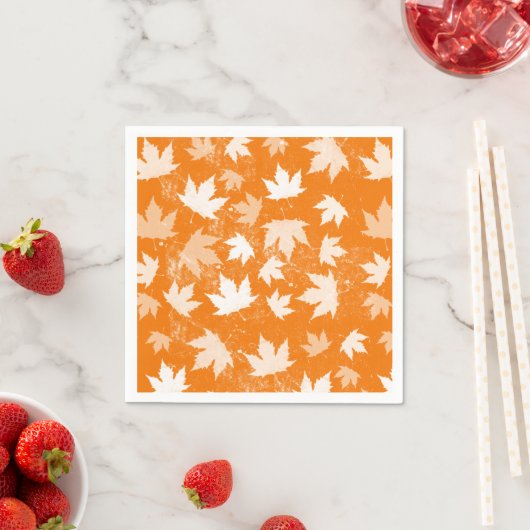 Rustic Autumn Fall Leaves Pattern Servet (Insitu)