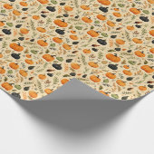 Rustic Autumn Pumpkins & Leaves in Moody Harvest Cadeaupapier (Hoek)