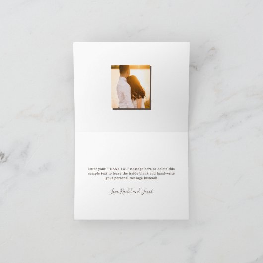 Rustic Baby's adem op donkerhout Bedankkaart (Binnen)