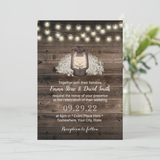 Rustic Baby's Breath Floral Lantern Barn Wedding Kaart (Staand voorkant)