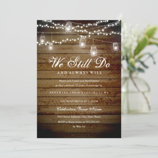 Rustic Backyard Vow Renewal Jubileum Invitation Kaart (Staand voorkant)
