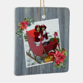 Rustic Barn Board en Poinsettias | Familiefoto Keramisch Ornament (Rechts)
