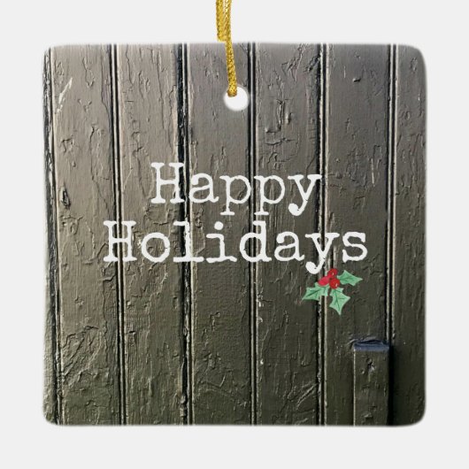 Rustic Barn door Prettige feestdagen Holly Pet Fot Keramisch Ornament (Voorkant)