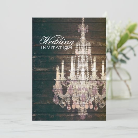 Rustic Barn Wood Chandelier bruiloft Kaart (Staand voorkant)