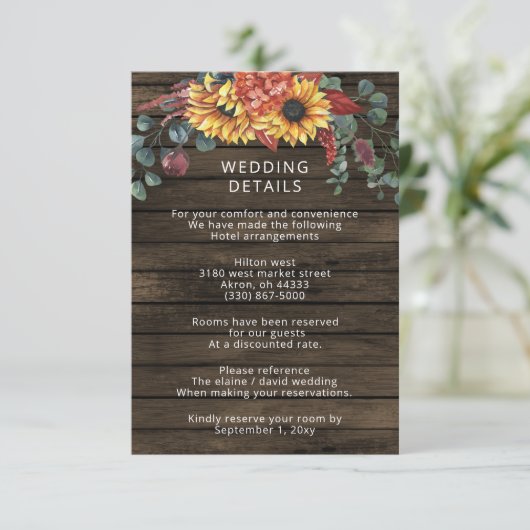 Rustic Barn Wood Country Sunflower Weddenschap Informatiekaartje (Staand voorkant)