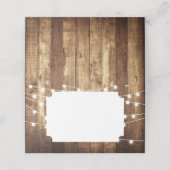 Rustic Barn Wood Fairy Lights Blank Folded Wedding Plaatskaartje (Buitenkant ongevouwen)