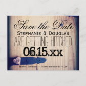 Rustic Barn Wood Latch Save the Date Briefkaarten (Voorkant)