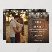 Rustic Barn Wood String Lights Photo Wedding Kaart (Voorkant / Achterkant)