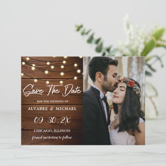 Rustic Barn Wood String Lights Weddenfoto Save The Date (Staand voorkant)