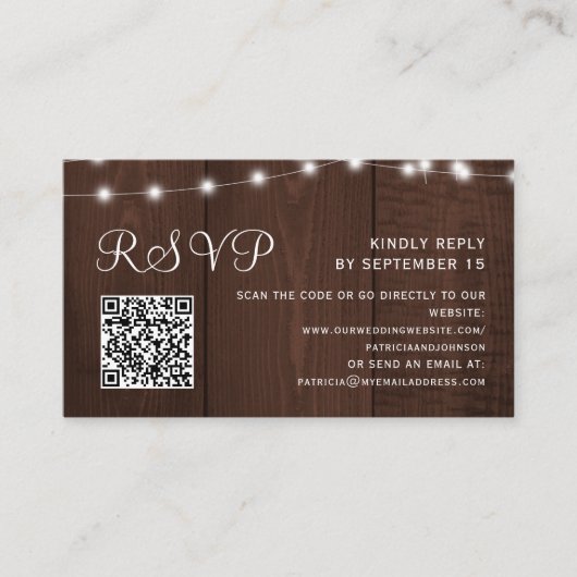 Rustic barn wood string lights wedding QR RSVP Informatiekaartje (Voorkant)