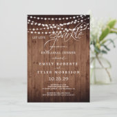 Rustic Barn Wood Strings Light Rehearsal Dinner Kaart (Staand voorkant)