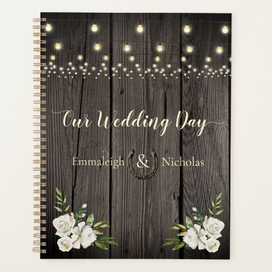 Rustic Barn Wood Wedding Planner (Voorkant)