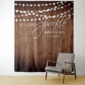 Rustic Barnwood String Lights Custom Wedding Wandkleed (In situ)