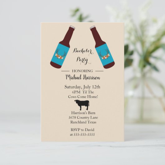 Rustic Beer Bottle Bachelor Party Invitation Aankondiging (Staand voorkant)