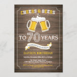 Rustic Beer Surprise 70th Birthday Invitation Kaart<br><div class="desc">Cheers and Beers 70th Birthday Invitation Card met bijtende houten achtergrond. Voor verdere aanpassing,  te klikken gelieve de knoop "van de Aanpassing het"en ons ontwerphulpmiddel te gebruiken om deze sjabloon te wijzigen.</div>