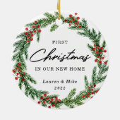 Rustic Berry Krans Eerste Kerstmis in Nieuw Huis Keramisch Ornament (Achterkant)