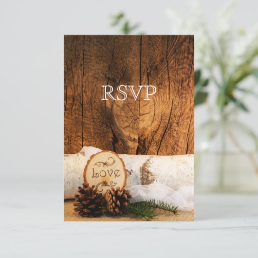 Rustic Birch Tree and Barn Wood Wedding RSVP Kaart (Staand voorkant)