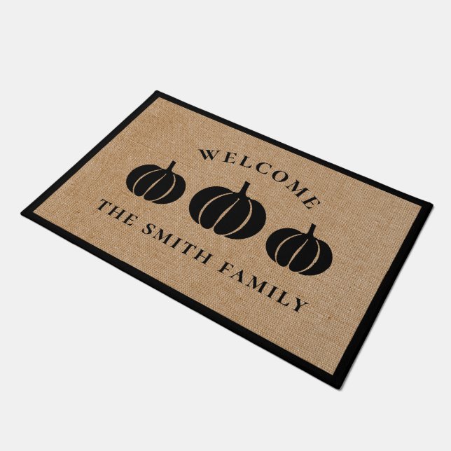 Rustic Black Pumpkins Familienaam Welkom Deurmat (Schuin)