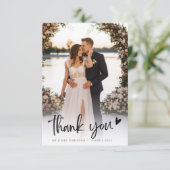 Rustic Black Script Hart Nieuwgehuwden Trouwfoto Bedankkaart (Staand voorkant)