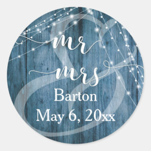 Rustic Blauwe Hout, Witte Licht Snaar Mr & Mrs Ronde Sticker