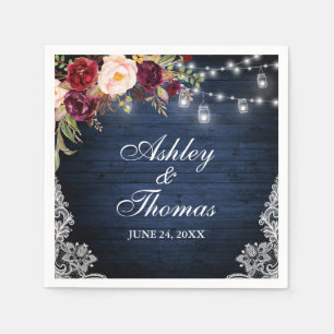 Rustic blauwe houten trouwpotlichtjes met kanten b servet