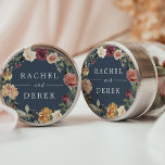 Rustic Bloom | Floral Wreath Wedding Ronde Sticker<br><div class="desc">Verzegel uw uitnodigingsenveloppen of gunsten met deze elegante florale trouwstickers die uw namen bevatten, omgeven door een poot van waterverf rozen en broodjes in rijke herfsthutten van bogundy, marsala, wazige roze en ivoor, met donkergroene bladeren en bladeren. Ontworpen om te coördineren met ons Rustic Bloom floral bruiloft collectie voor herfst-...</div>
