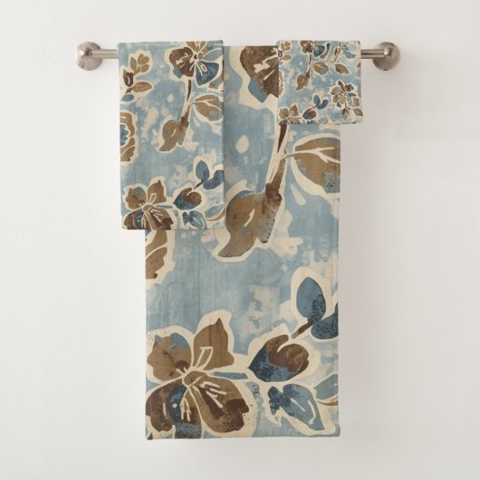 Rustic Blue Brown Tan Floral Bad Handdoek (Insitu)